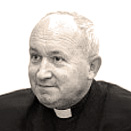 mons. Ivan Mustać