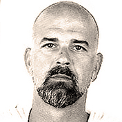 Dejan Mastelić