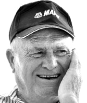JOSIP HLAJ (90)